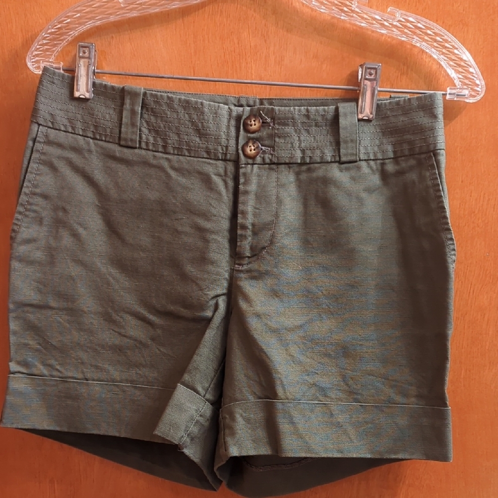 Banana Republic Forest Green Women's Bermudas